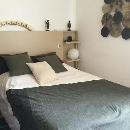 Duplex Port Cap Apartment